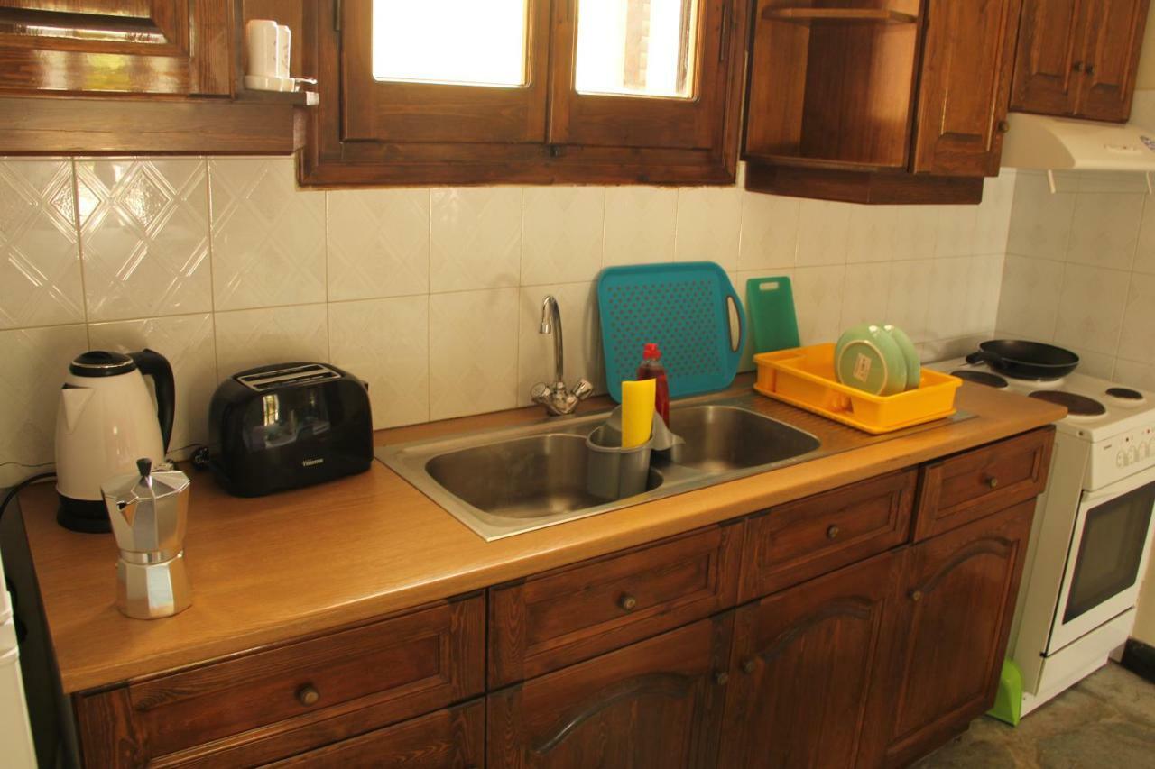 Wilson & Andrew House - Wanderlust Apartment Avliótes Екстериор снимка